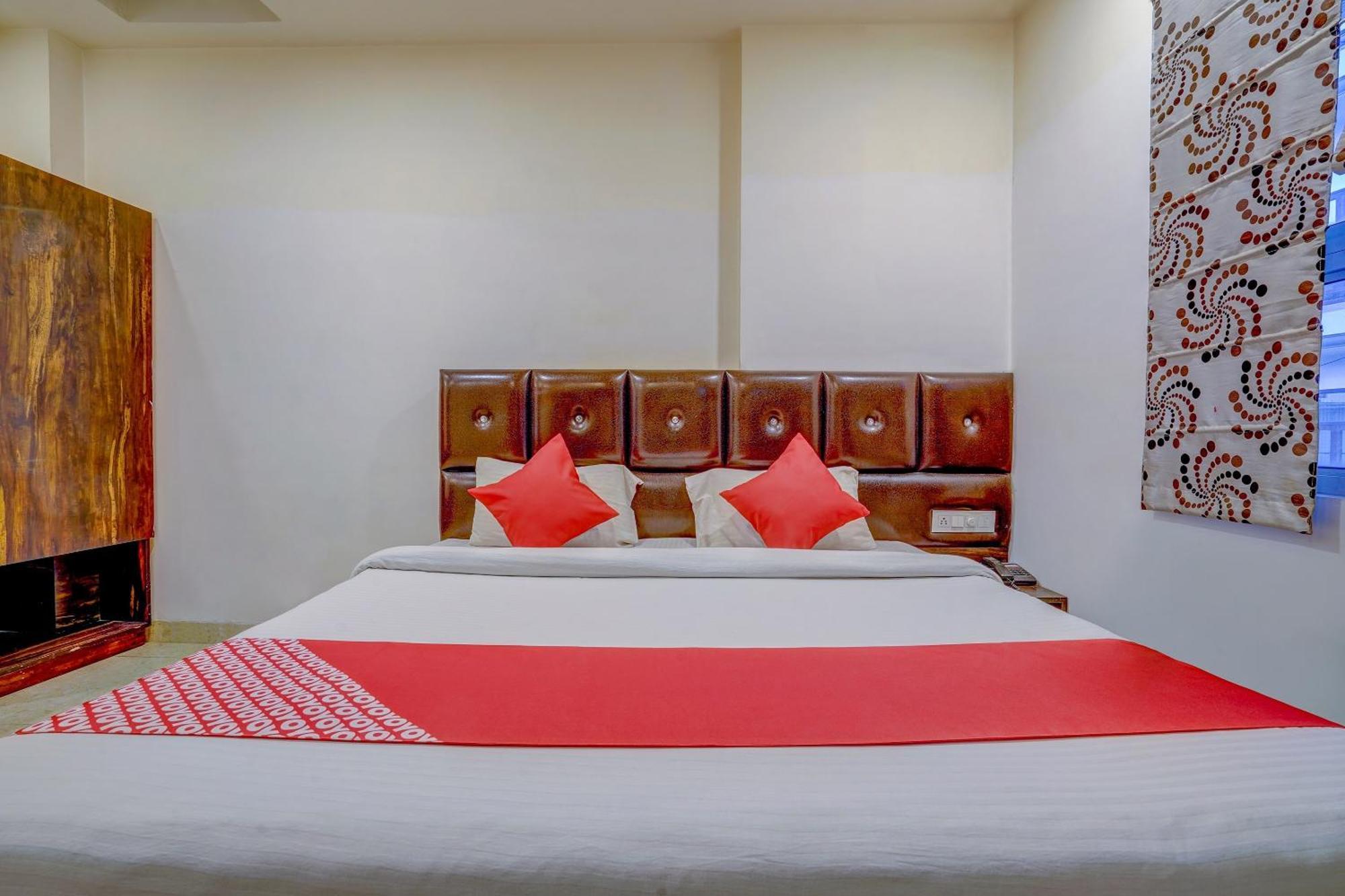 Super Hotel O Traveller Inn Lucknow Zewnętrze zdjęcie