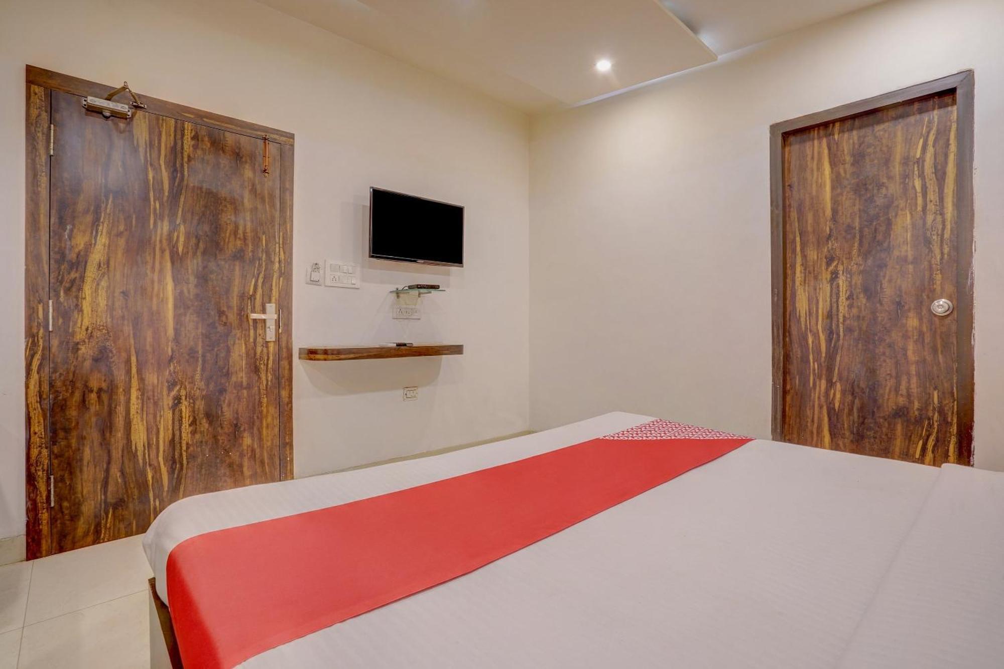 Super Hotel O Traveller Inn Lucknow Zewnętrze zdjęcie