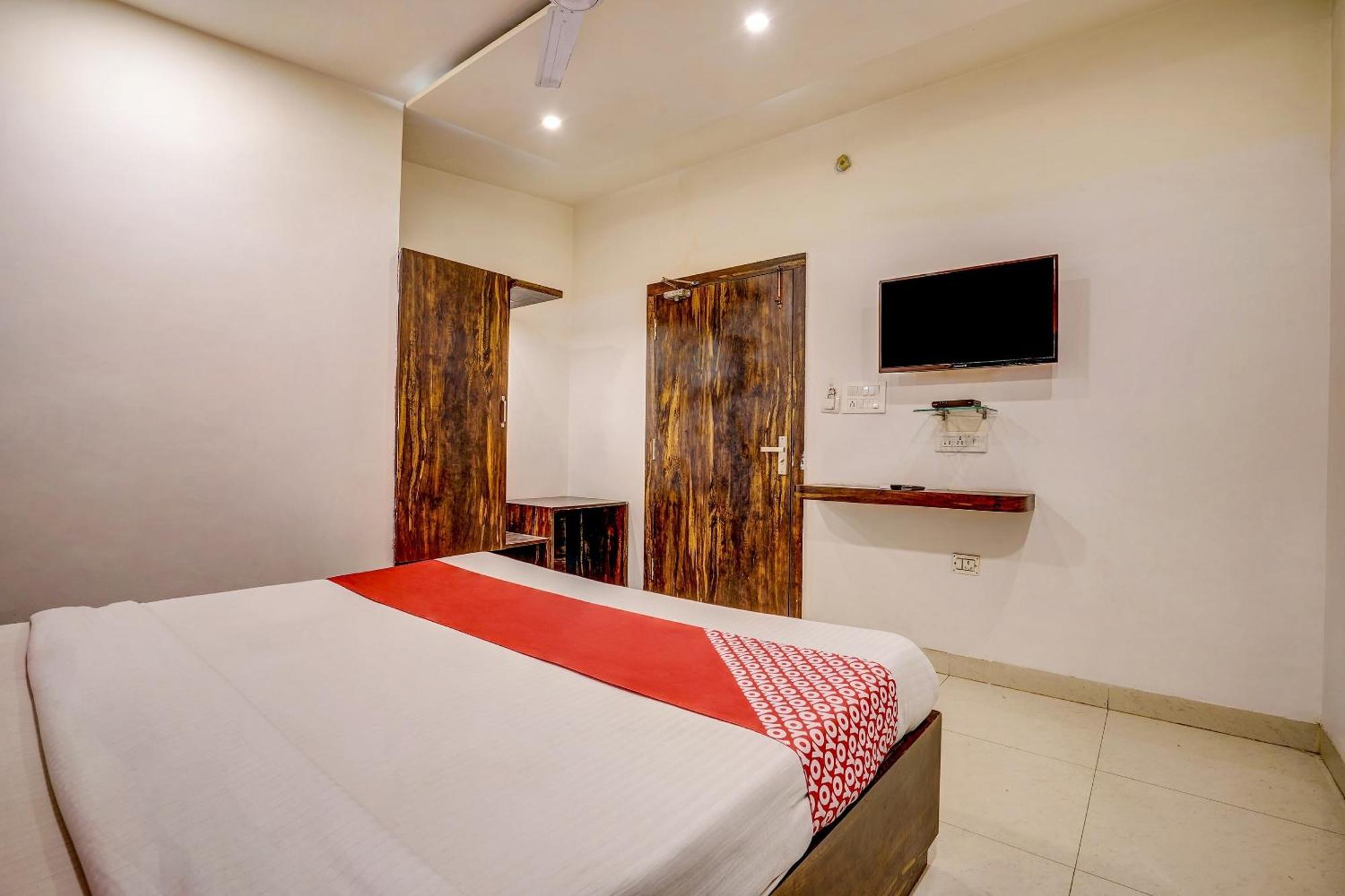 Super Hotel O Traveller Inn Lucknow Zewnętrze zdjęcie